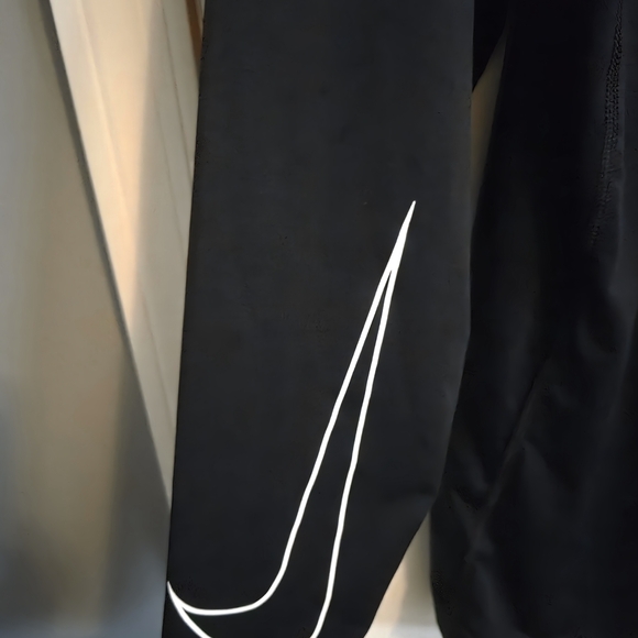 Mens Nike Black Long Sleeve Dri Fit  with White Swoosh - Picture 3 of 6